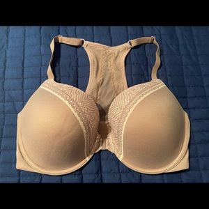 Victoria’s Secret front-closure bra